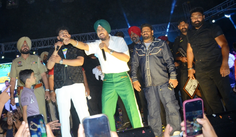 live performance by Gippy Grewal